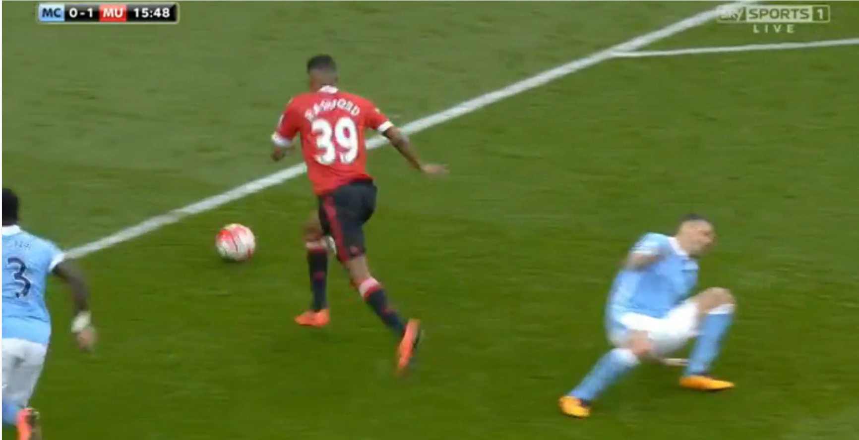 A Frame By Frame Guide To Marcus Rashford Mugging Off Martin Demichelis ...