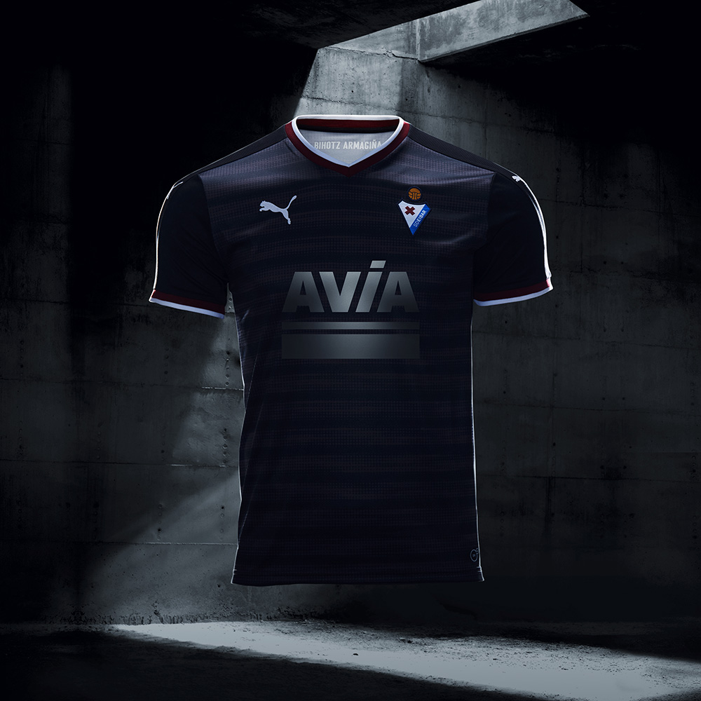 puma black jersey